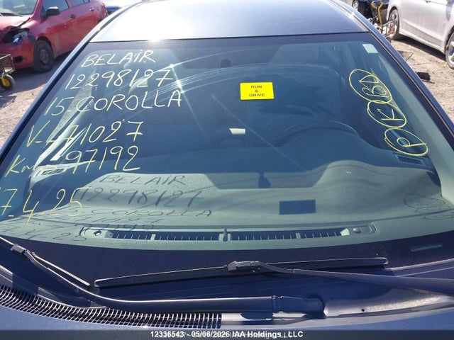 12336543 :رقم المزاد ، 2T1BURHE5FC471027 vin ، 2015 Toyota Corolla Le مزاد بيع
