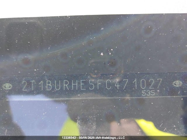 12336543 :رقم المزاد ، 2T1BURHE5FC471027 vin ، 2015 Toyota Corolla Le مزاد بيع