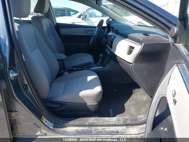 12336543 :رقم المزاد ، 2T1BURHE5FC471027 vin ، 2015 Toyota Corolla Le مزاد بيع