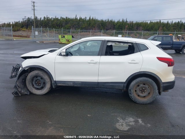 JN1BJ1CR2HW121744 Nissan Rogue Sport S/sv/sl