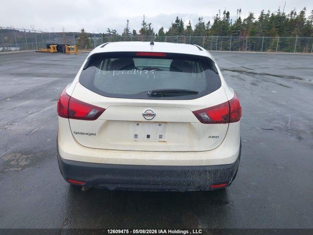JN1BJ1CR2HW121744 Nissan Rogue Sport S/sv/sl