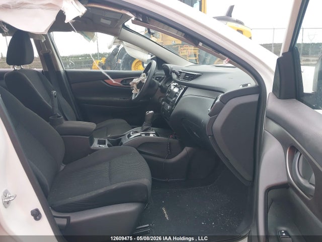 JN1BJ1CR2HW121744 Nissan Rogue Sport S/sv/sl