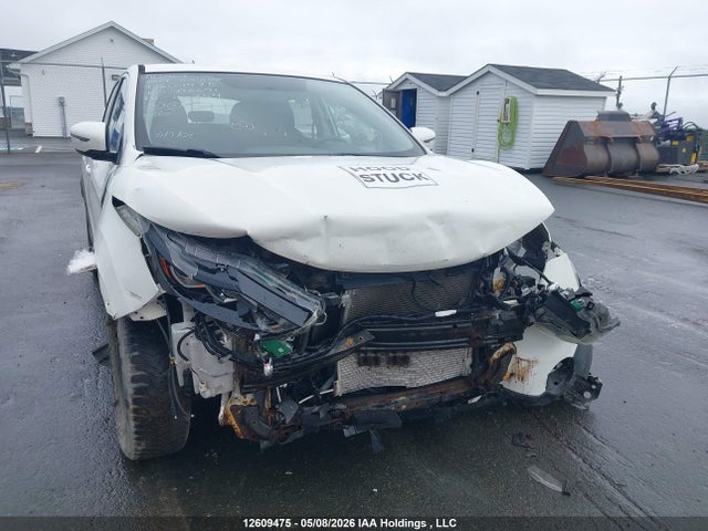 JN1BJ1CR2HW121744 Nissan Rogue Sport S/sv/sl