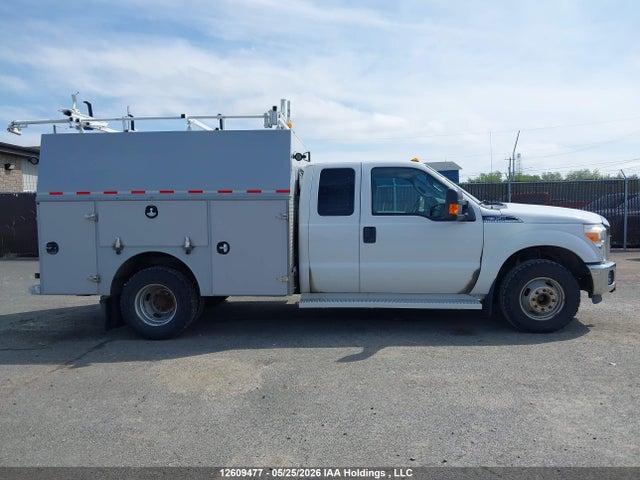 Ford F350 Super Duty 2015 1FD8X3G60FEB26828 Image 13