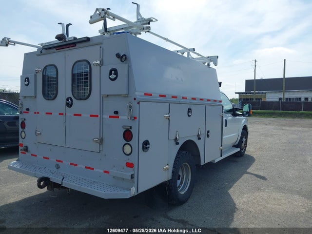 Ford F350 Super Duty 2015 1FD8X3G60FEB26828 Image 4