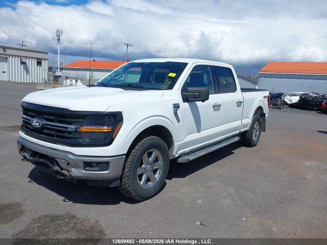 1FTFW3L80RKE02260 Ford F150 Xlt