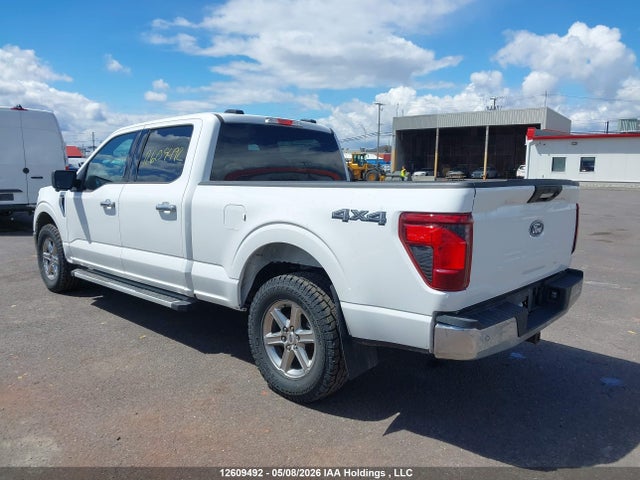 1FTFW3L80RKE02260 Ford F150 Xlt