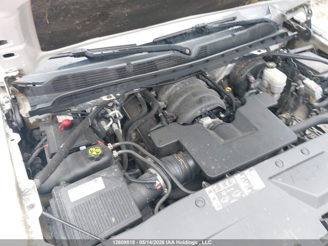 Продажа на аукционе авто 2018 Chevrolet Silverado 1500, vin: 3GCUKREC7JG234250, номер лота: 12609518