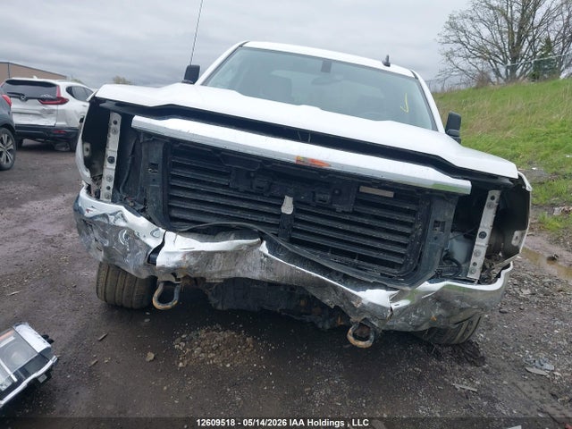 Продажа на аукционе авто 2018 Chevrolet Silverado 1500, vin: 3GCUKREC7JG234250, номер лота: 12609518