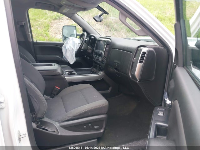 Продажа на аукционе авто 2018 Chevrolet Silverado 1500, vin: 3GCUKREC7JG234250, номер лота: 12609518