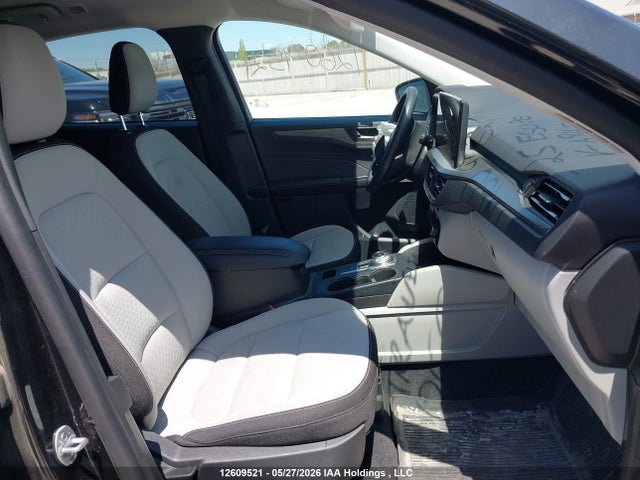 Продажа на аукционе авто 2025 Ford Escape Active, vin: 1FMCU9GN7SUA84543, номер лота: 12609521