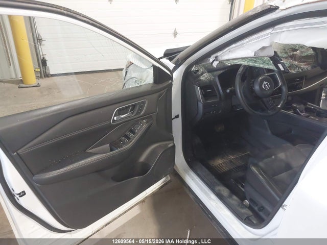 JN8BT3DDXRW453376 Nissan Rogue Platinum