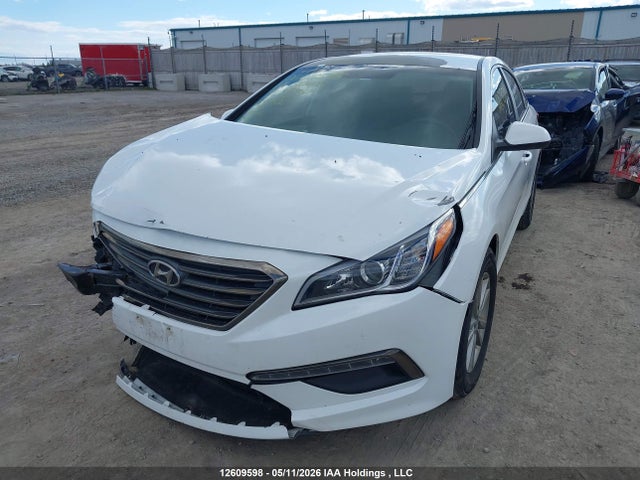 Hyundai SONATA SE 2017 5NPE24AF5HH487057 Image 2