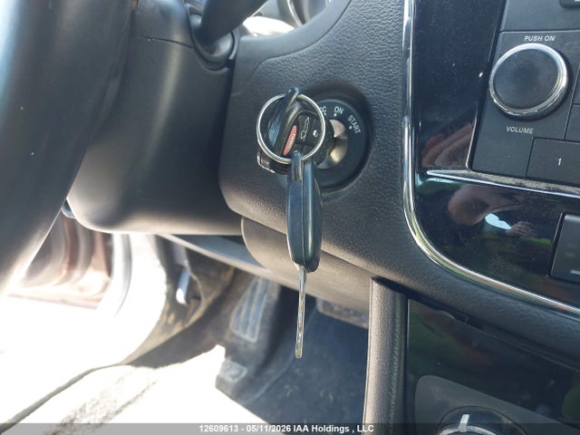 12609613 :رقم المزاد ، 1C3CCBBB2CN239608 vin ، 2012 Chrysler 200 Touring مزاد بيع