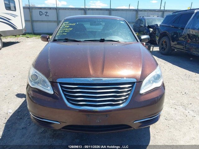 12609613 :رقم المزاد ، 1C3CCBBB2CN239608 vin ، 2012 Chrysler 200 Touring مزاد بيع