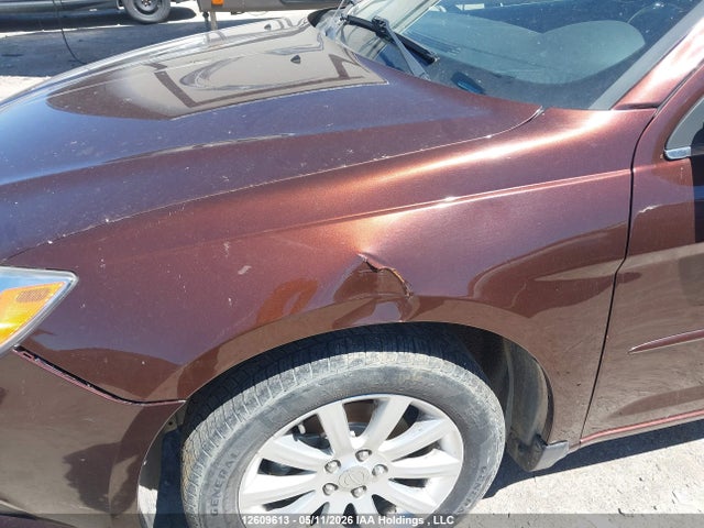 12609613 :رقم المزاد ، 1C3CCBBB2CN239608 vin ، 2012 Chrysler 200 Touring مزاد بيع