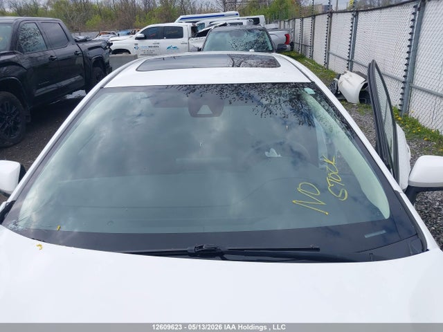 Toyota COROLLA LE 2022 5YFBPMBE6NP389146 Image 16