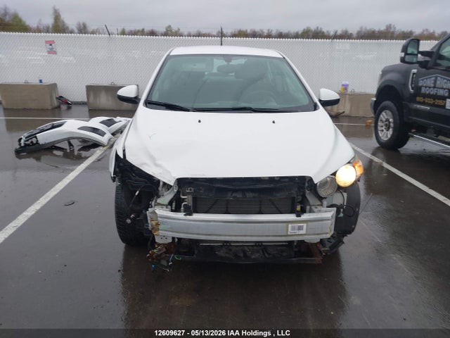 1G1JC5EH2E4210325 Chevrolet Sonic Lt Auto