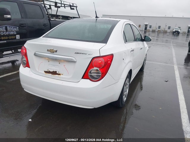 1G1JC5EH2E4210325 Chevrolet Sonic Lt Auto