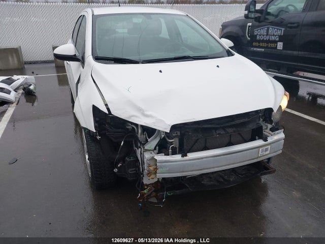 1G1JC5EH2E4210325 Chevrolet Sonic Lt Auto
