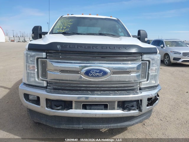 1FT8W3B63KEC63934 Ford F-350 Xlt