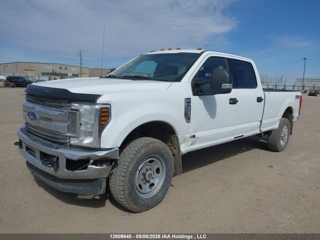 1FT8W3B63KEC63934 Ford F-350 Xlt