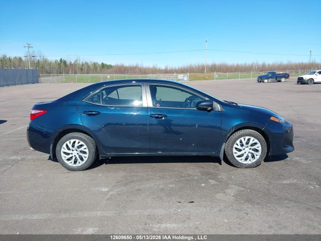 Продаж на аукціоні авто 2018 Toyota Corolla Le, vin: 2T1BURHE4JC028750, номер лоту: 12609650