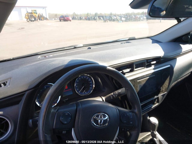 Продаж на аукціоні авто 2018 Toyota Corolla Le, vin: 2T1BURHE4JC028750, номер лоту: 12609650