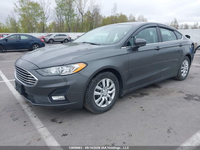 12609663 :رقم المزاد ، 3FA6P0HDXKR278670 vin ، 2019 Ford Fusion مزاد بيع