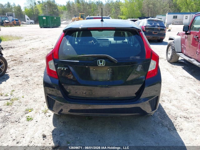 12609671 :رقم المزاد ، 3HGGK5H54HM100487 vin ، 2017 Honda Fit مزاد بيع