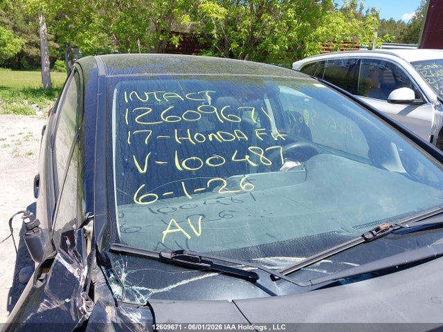 12609671 :رقم المزاد ، 3HGGK5H54HM100487 vin ، 2017 Honda Fit مزاد بيع