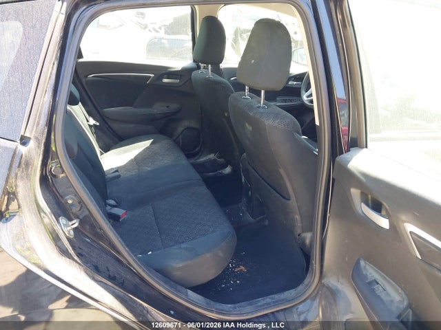12609671 :رقم المزاد ، 3HGGK5H54HM100487 vin ، 2017 Honda Fit مزاد بيع