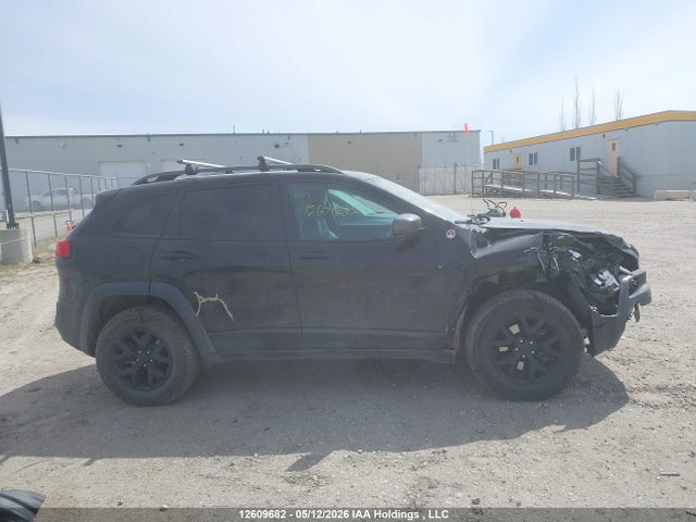 2018 Jeep Cherokee Trailhawk მანქანა იყიდება აუქციონზე, vin: 1C4PJMBX5JD536658, აუქციონის ნომერი: 12609682