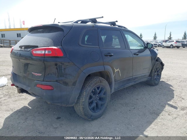 2018 Jeep Cherokee Trailhawk მანქანა იყიდება აუქციონზე, vin: 1C4PJMBX5JD536658, აუქციონის ნომერი: 12609682
