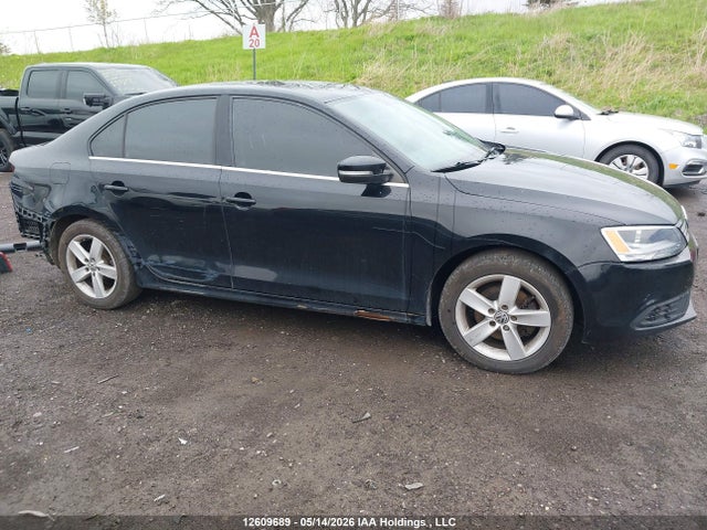2014 Volkswagen Jetta 1.8 Tsi Comfortline მანქანა იყიდება აუქციონზე, vin: 3VWB07AJ1EM407688, აუქციონის ნომერი: 12609689