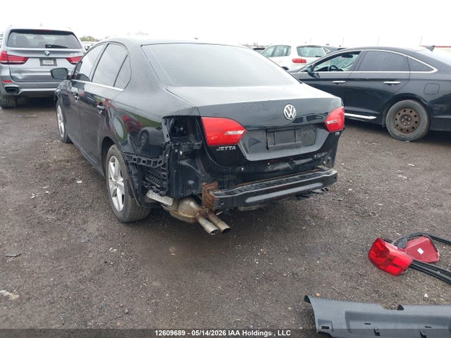 2014 Volkswagen Jetta 1.8 Tsi Comfortline მანქანა იყიდება აუქციონზე, vin: 3VWB07AJ1EM407688, აუქციონის ნომერი: 12609689
