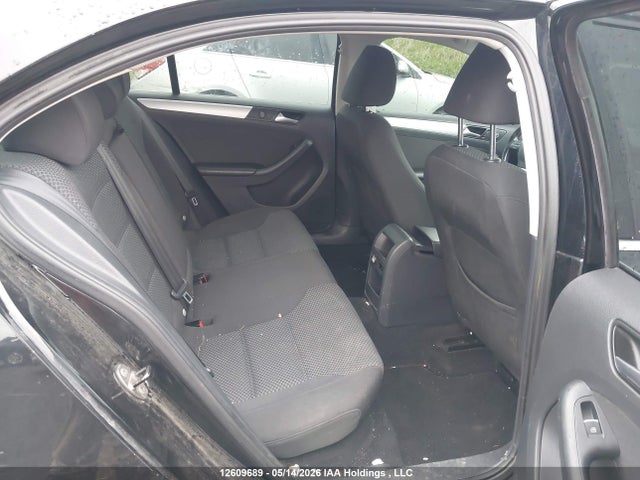 2014 Volkswagen Jetta 1.8 Tsi Comfortline მანქანა იყიდება აუქციონზე, vin: 3VWB07AJ1EM407688, აუქციონის ნომერი: 12609689