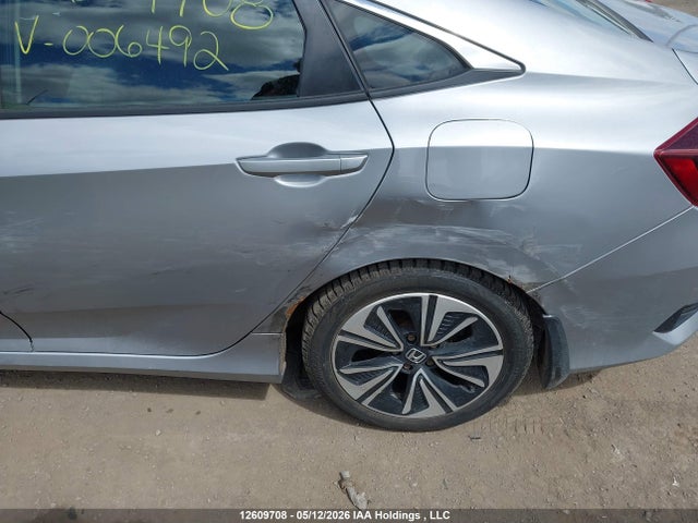Продажа на аукционе авто 2017 Honda Civic Lx, vin: 2HGFC2F58HH006492, номер лота: 12609708