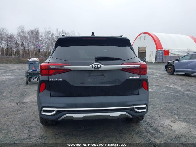 2021 Kia Seltos Sx Turbo მანქანა იყიდება აუქციონზე, vin: KNDETCA25M7062411, აუქციონის ნომერი: 12609709