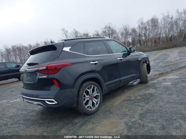 2021 Kia Seltos Sx Turbo მანქანა იყიდება აუქციონზე, vin: KNDETCA25M7062411, აუქციონის ნომერი: 12609709