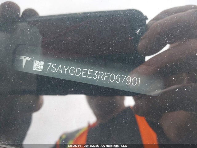 7SAYGDEE3RF067901 Tesla Model Y