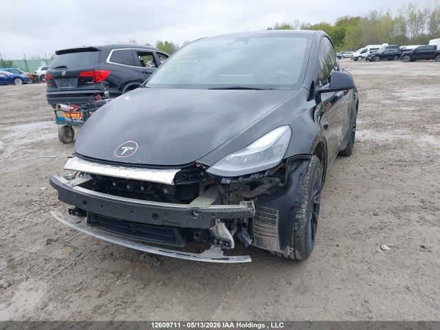 7SAYGDEE3RF067901 Tesla Model Y