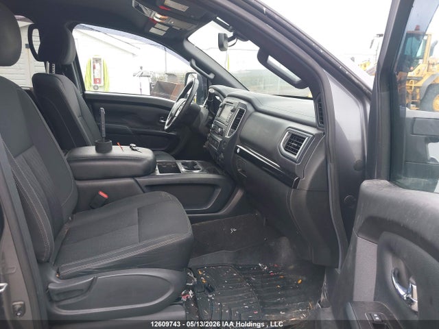 2019 Nissan Titan Platinum/pro-4x/s/sl Midnight Edition/sv/sv Midnight Edition მანქანა იყიდება აუქციონზე, vin: 1N6AA1E59KN530742, აუქციონის ნომერი: 12609743