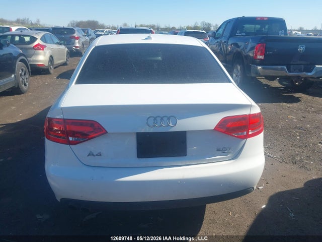 2012 Audi A4 2.0t მანქანა იყიდება აუქციონზე, vin: WAUBFCFL3CN010147, აუქციონის ნომერი: 12609748