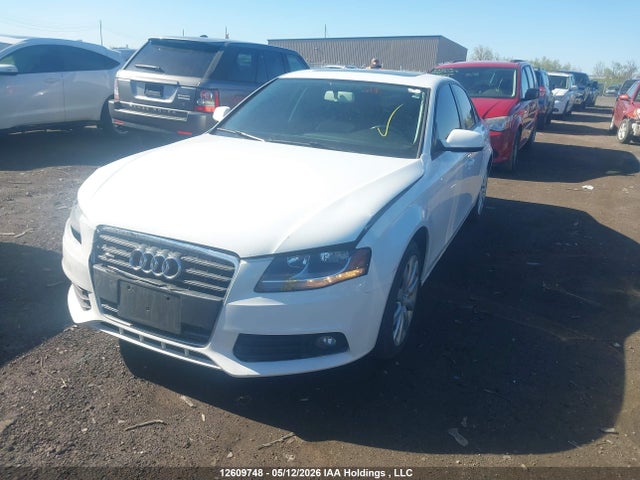 2012 Audi A4 2.0t მანქანა იყიდება აუქციონზე, vin: WAUBFCFL3CN010147, აუქციონის ნომერი: 12609748
