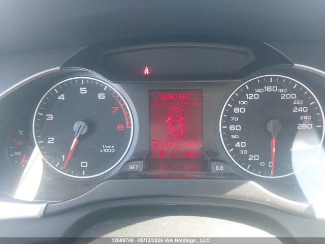2012 Audi A4 2.0t მანქანა იყიდება აუქციონზე, vin: WAUBFCFL3CN010147, აუქციონის ნომერი: 12609748