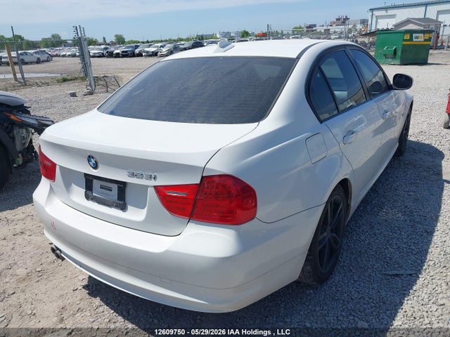 12609750 :رقم المزاد ، WBAPG7C57AA794319 vin ، 2010 Bmw 323 I مزاد بيع