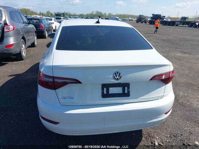 3VWE57BU4MM024396 Volkswagen JETTA SEL