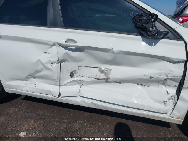 3VWE57BU4MM024396 Volkswagen JETTA SEL