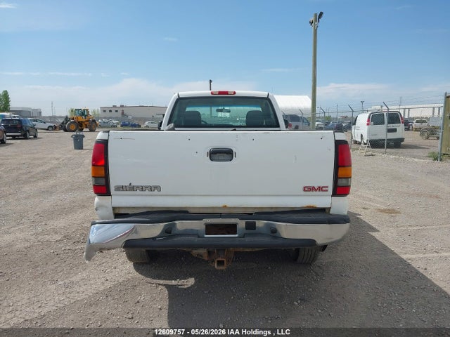 2006 Gmc Sierra C2500 Heavy Duty მანქანა იყიდება აუქციონზე, vin: 1GTHC24U76E155689, აუქციონის ნომერი: 12609757